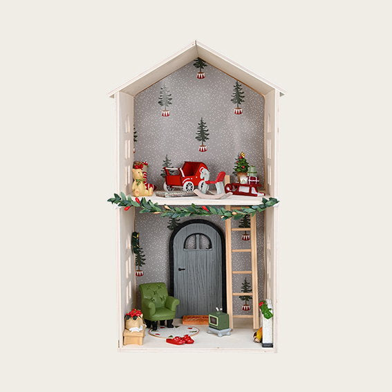 Det Gamle Apotek Gnomedoor House domeček dřevěný 45 cm
