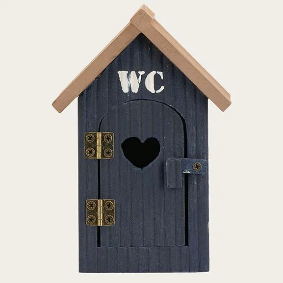 Det Gamle Apotek WC House dřevěná dekorace 12 cm