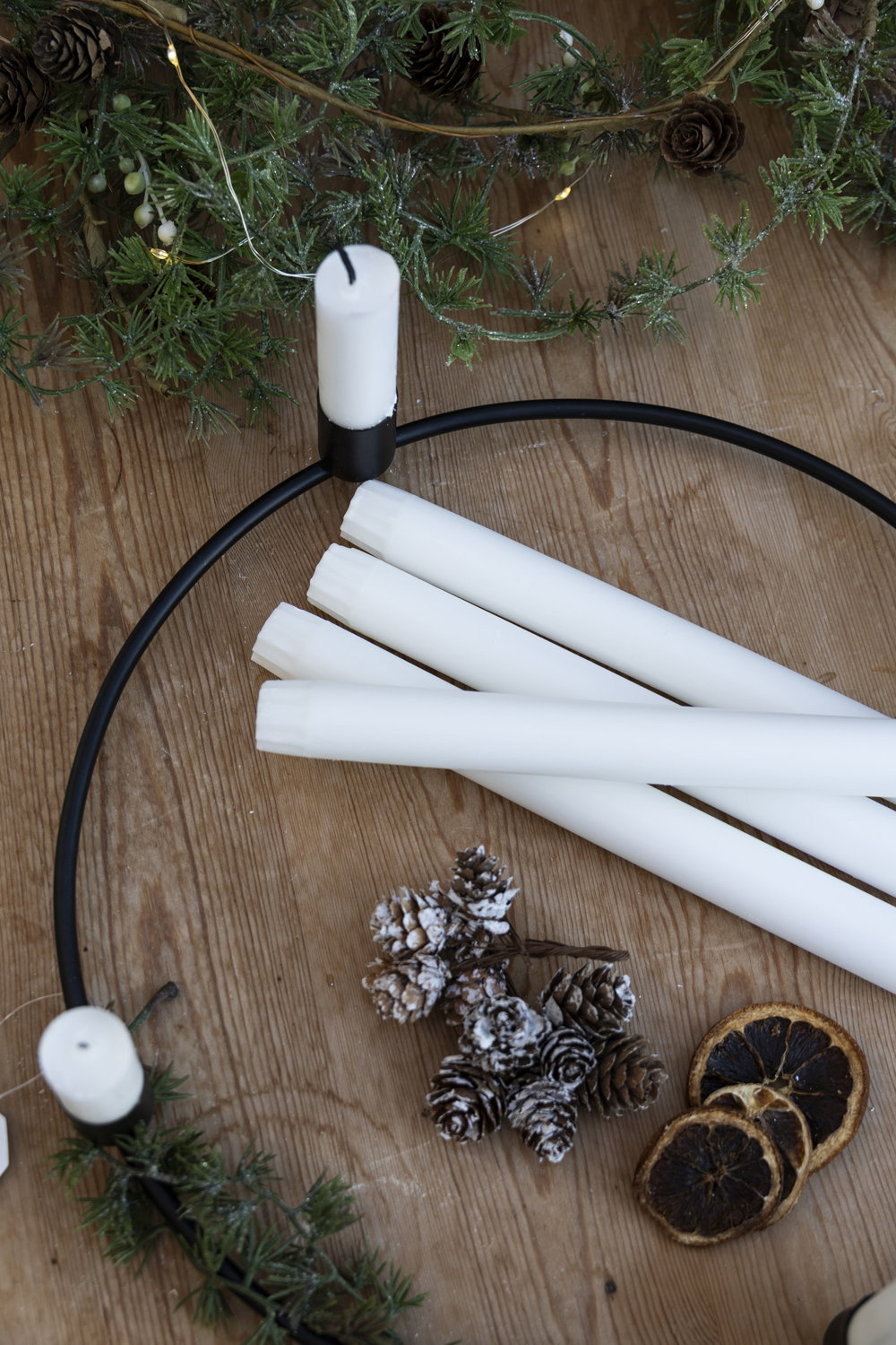 Det Gamle Apotek Advent candleholder svícen černý 4 cm