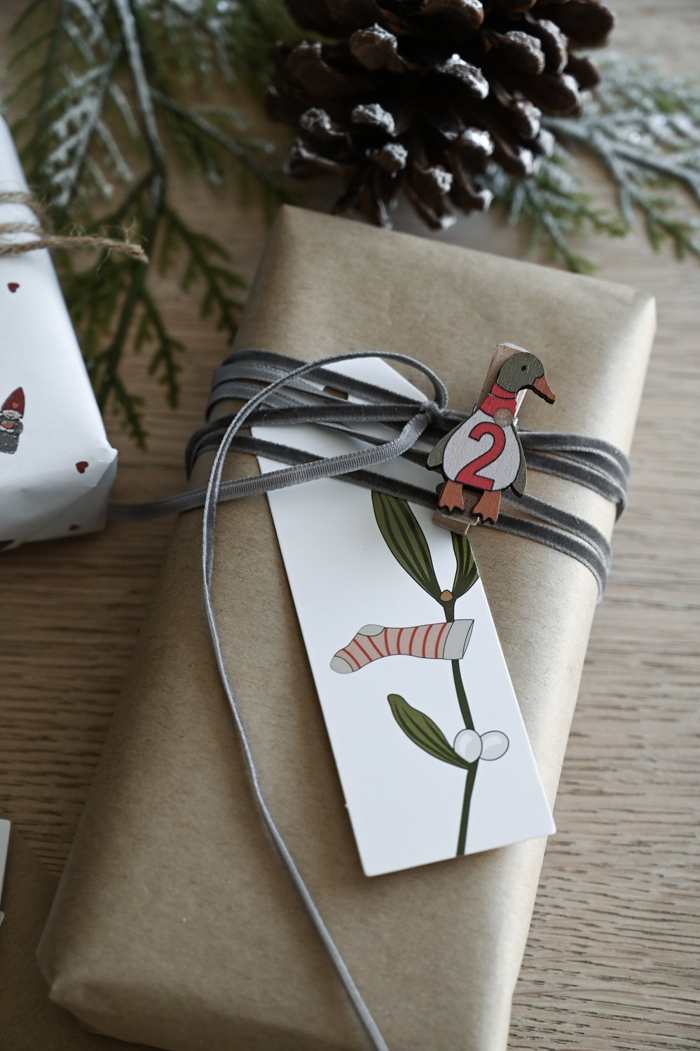 Det Gamle Apotek Giftpaper balicí papír kraft 70 cm x 5 m