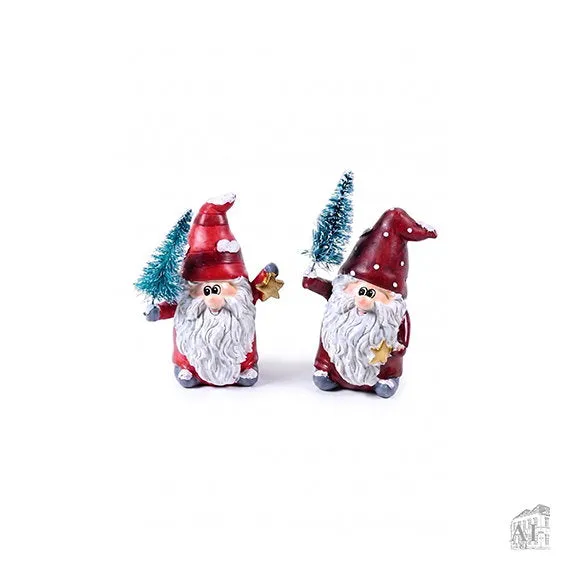 Det Gamle Apotek Gnome with christmastree figurka 12 cm červená