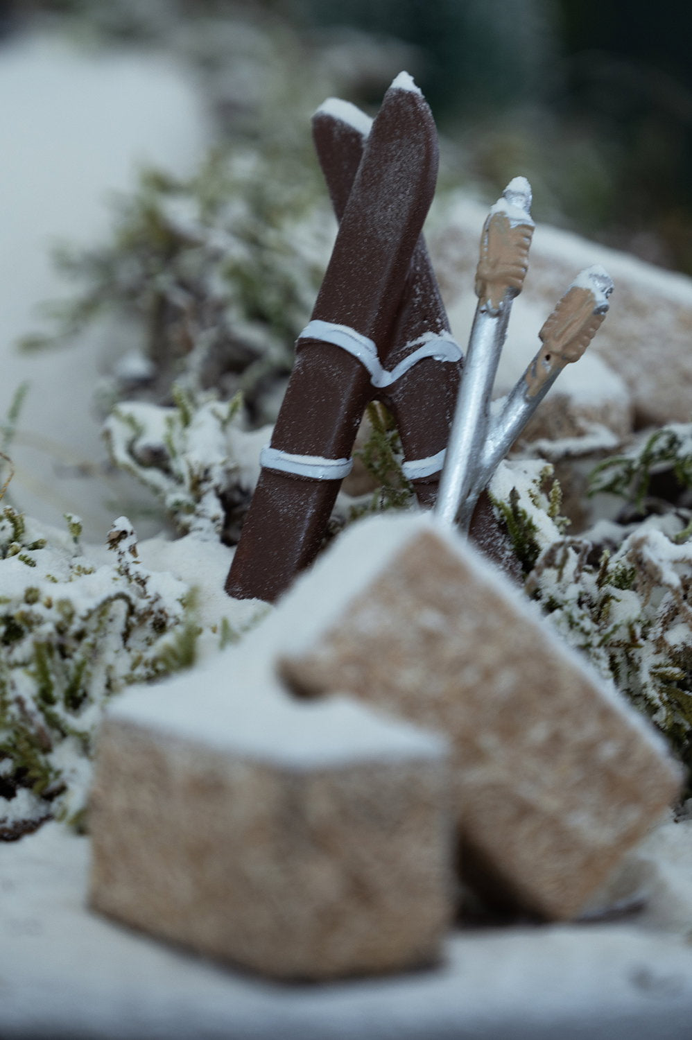 Det Gamle Apotek Ski for gnomes lyže ke skřítkům