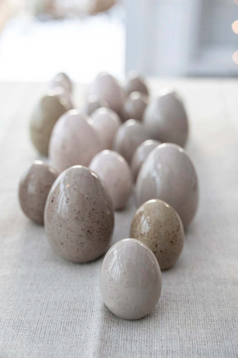 Det Gamle Apotek Easter egg vájíčko béžové 4 cm