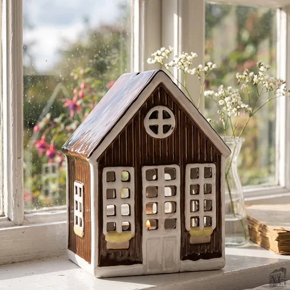 Det Gamle Apotek House for LED light domeček 11 cm hnědý