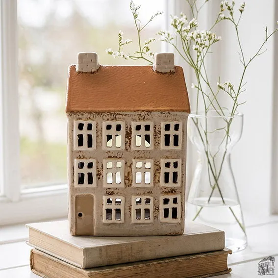 Det Gamle Apotek House for T-light domeček 16 cm béžový