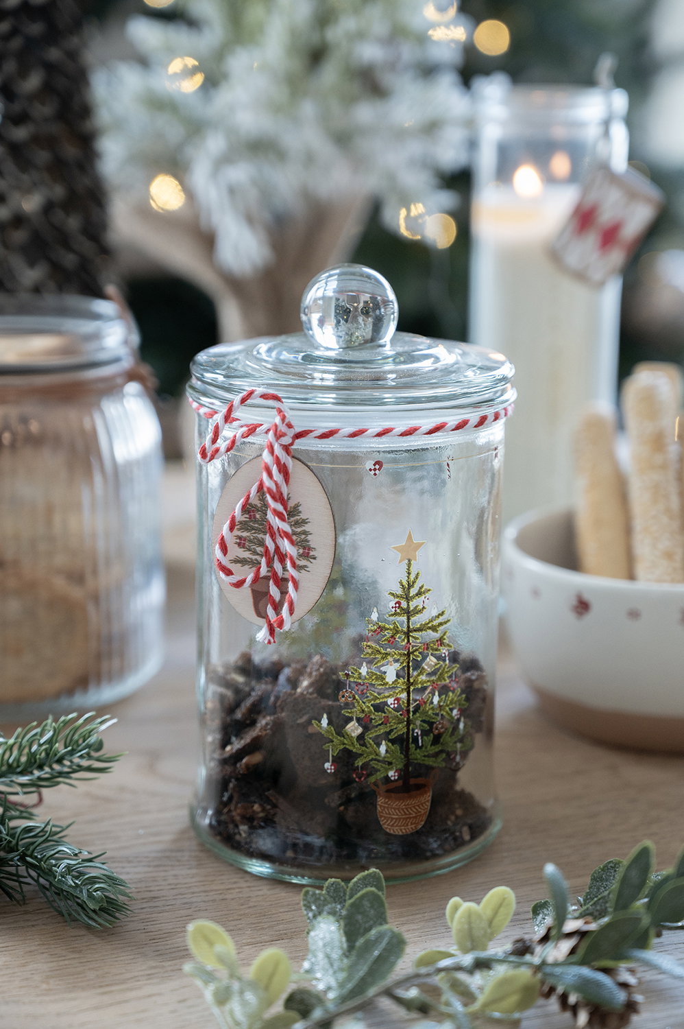Det Gamle Apotek Glass jar dóza 18 cm bílá sklo