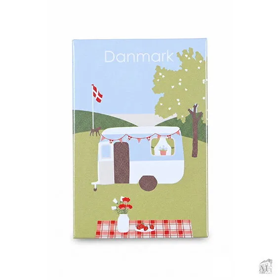Det Gamle Apotek Moments magnet plechový 8 cm zelený
