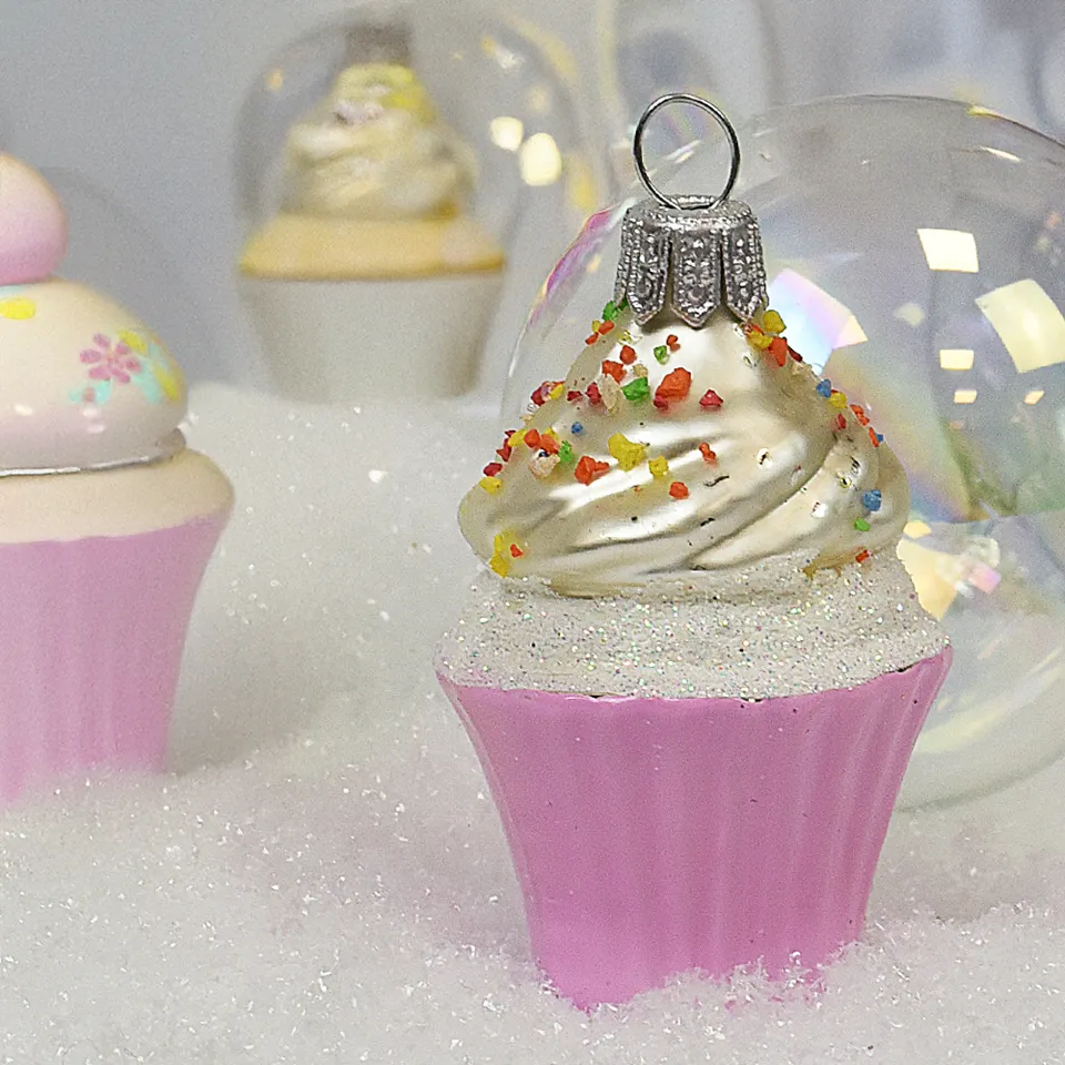 Vitbis Růžový muffin skleněná ozdoba 1 ks 6 cm
