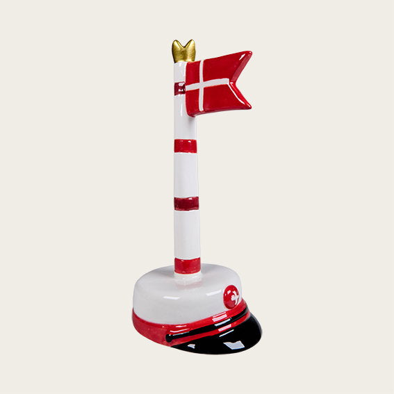 Det Gamle Apotek Flag stolní vlajka 18 cm červená