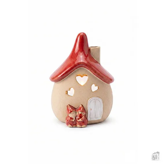 Det Gamle Apotek House porcelánový domeček červený 10 cm