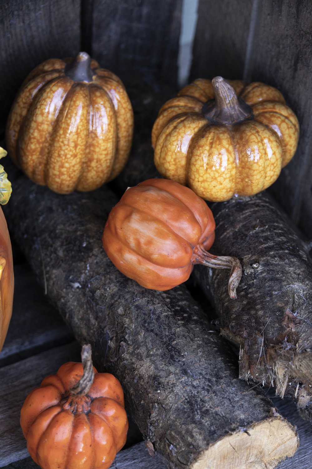 Det Gamle Apotek Pumpkin keramická dýně žlutá 9 cm