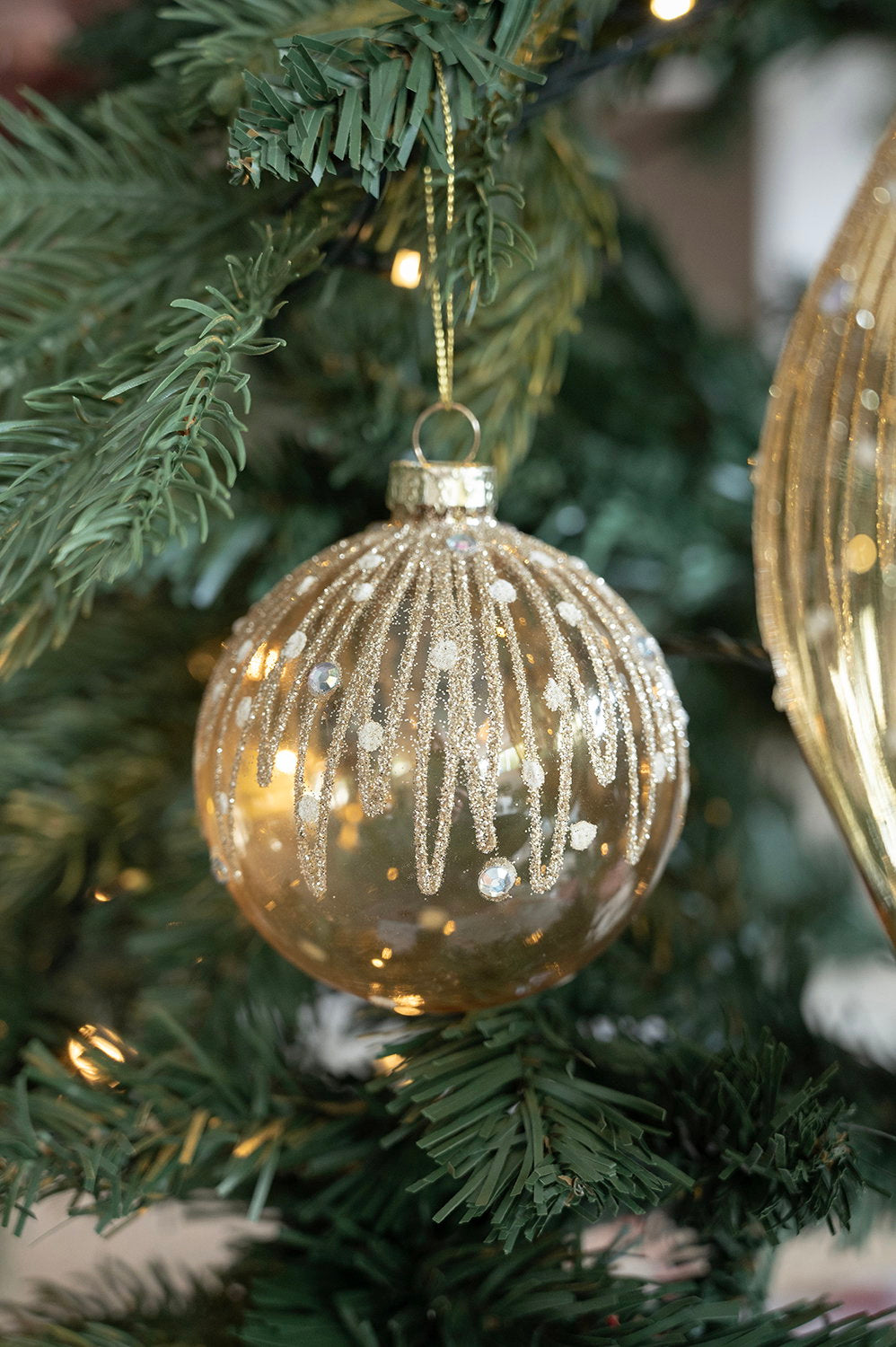 Det Gamle Apotek Gold Christmas Bauble baňka zlatá 8 cm