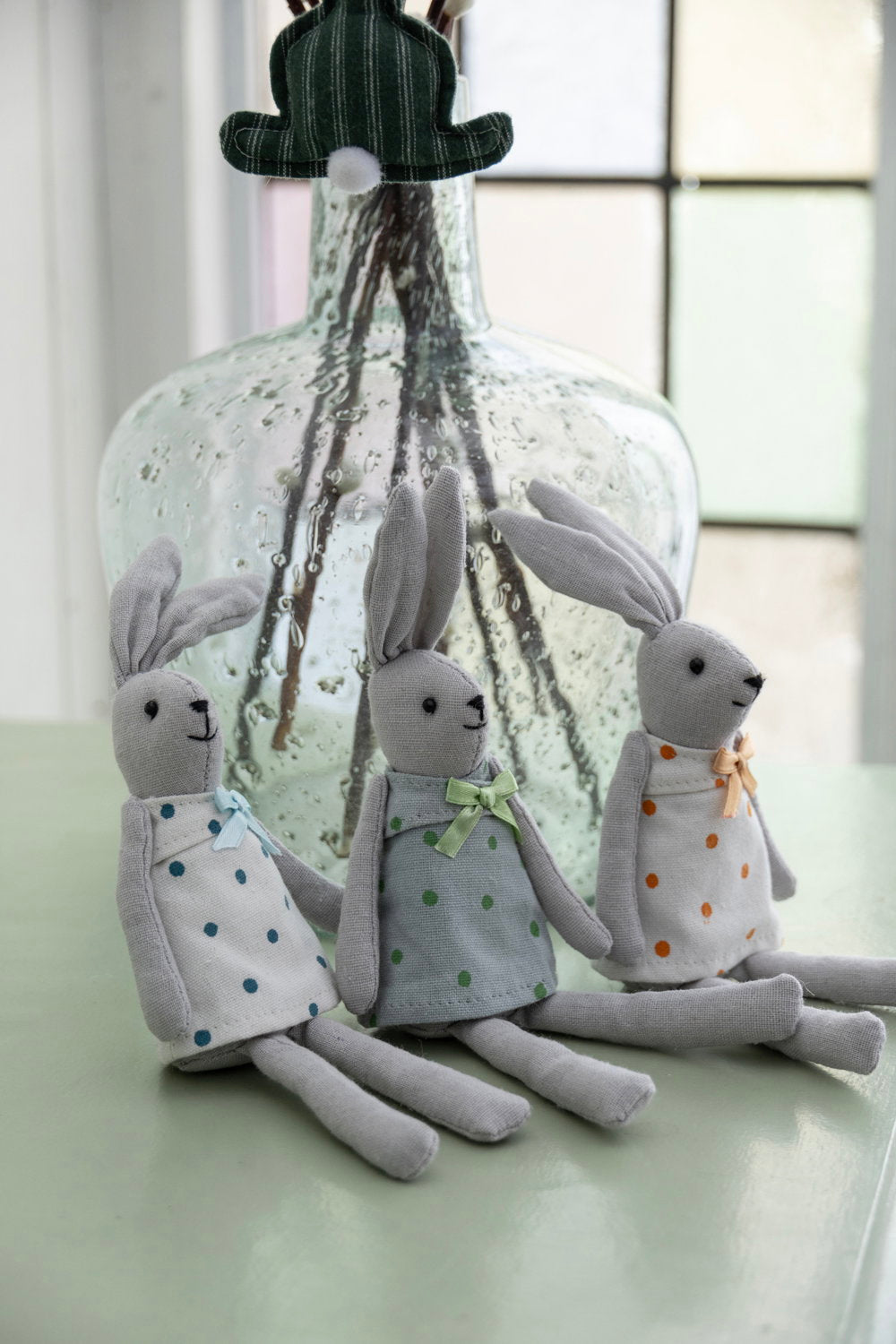 Det Gamle Apotek Éaster Bunny zajíček 26 cm bavlněný