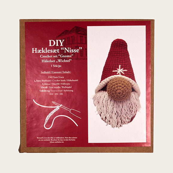 Det Gamle Apotek DIY crochet set Gnome sada 15 cm bavlna