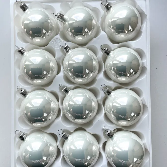 Vánoční ozdoby bílá porcelánová koule baňka