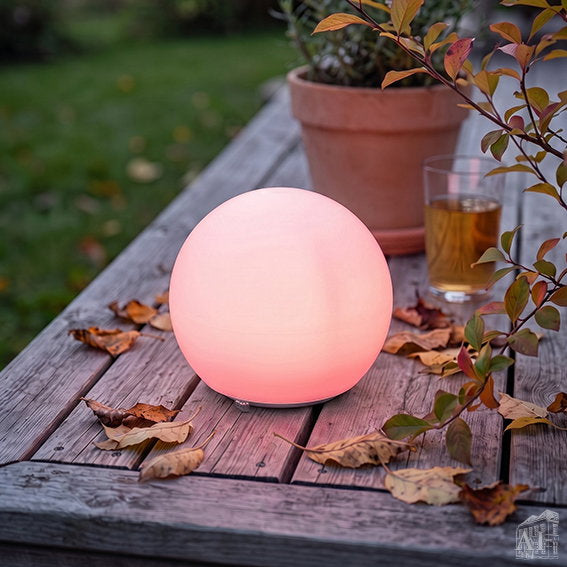 Det Gamle Apotek Solar LED solární koule 20 cm bílá